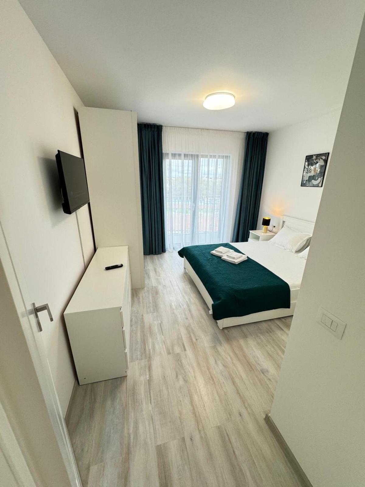 Apartment Luxury Avanera Towers Parking Included Suceava
