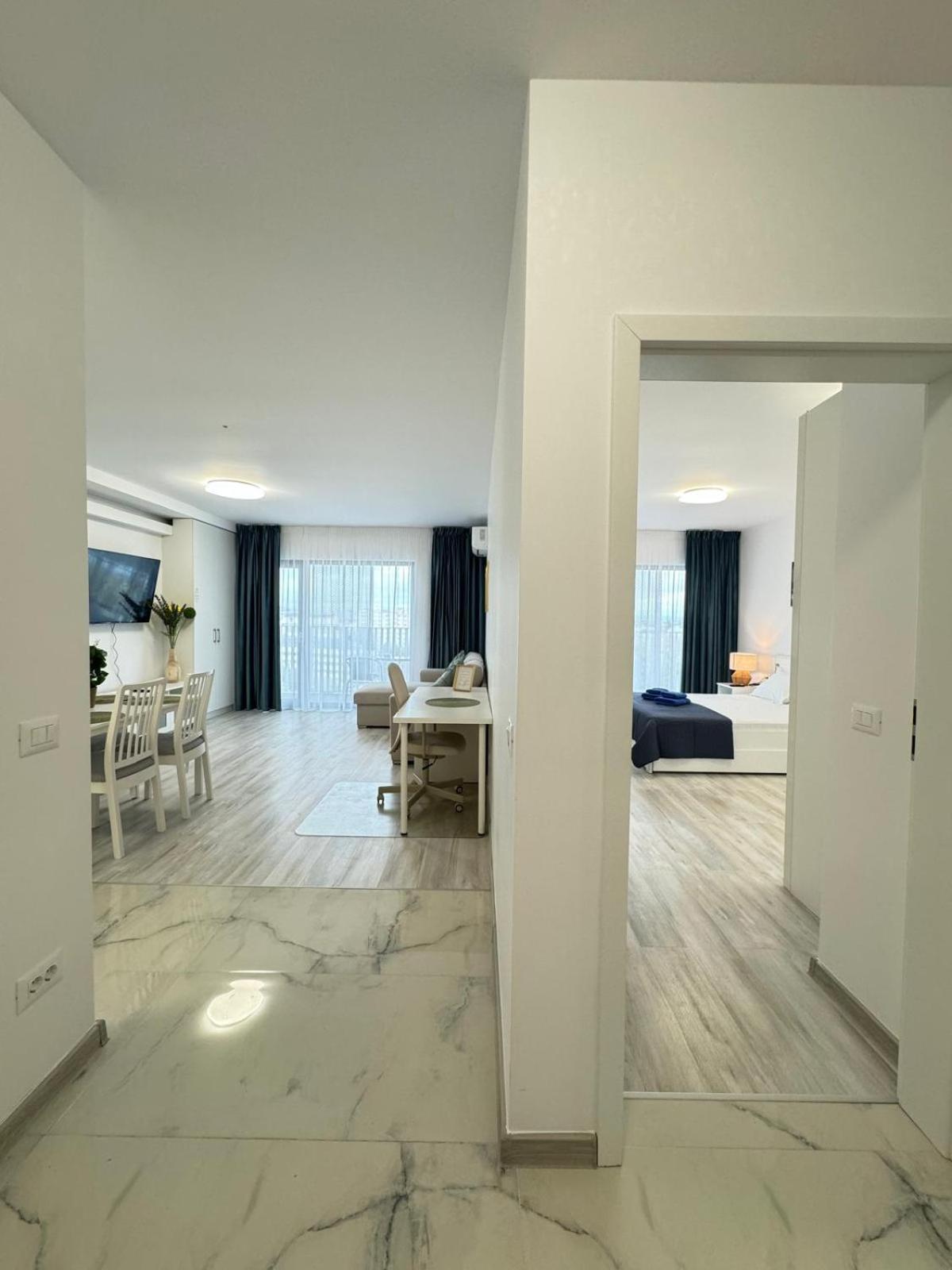 Luxury Avanera Towers Parking Included * Suceava
