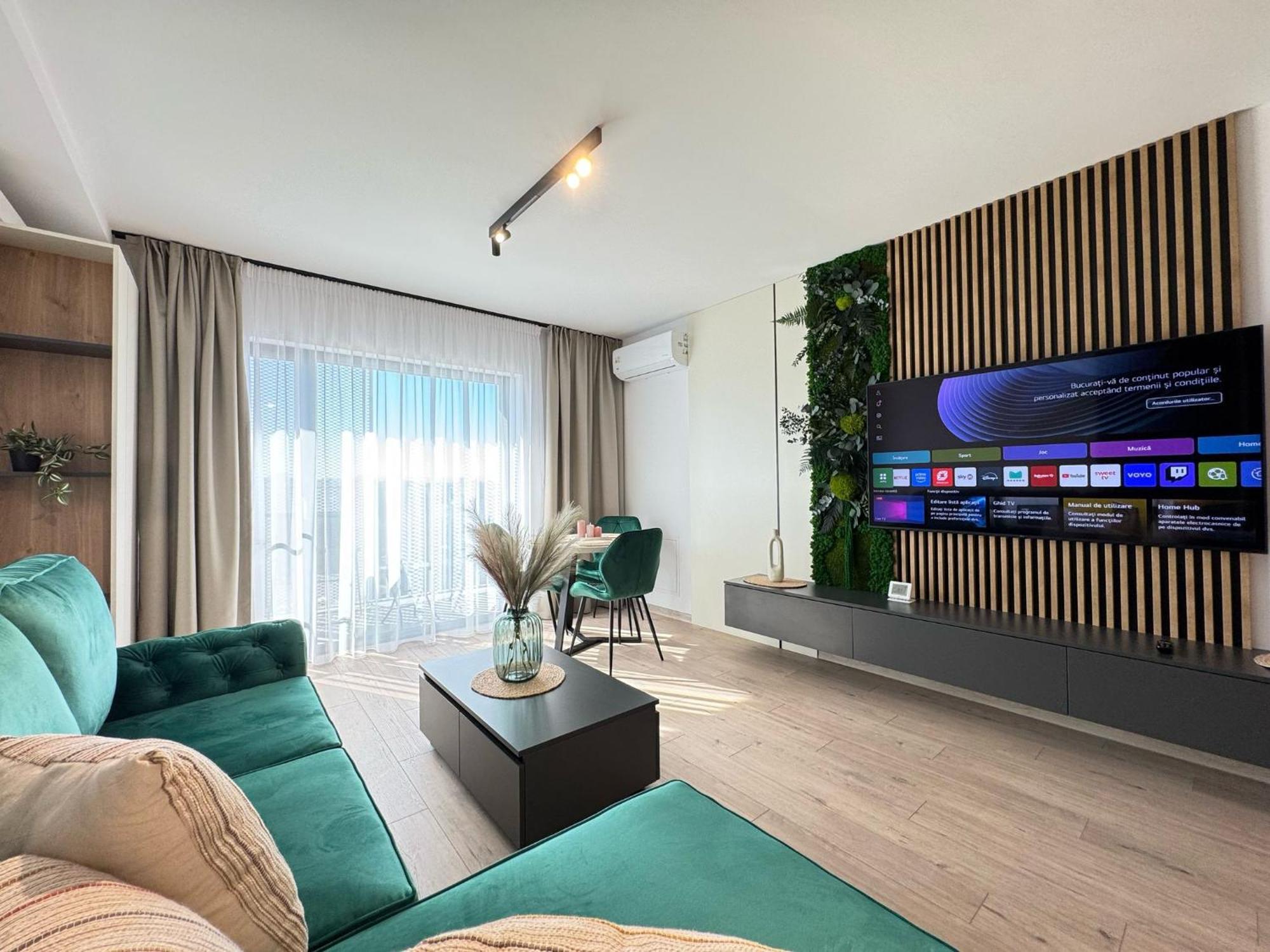 Luxury Avanera Towers Parking Included *
