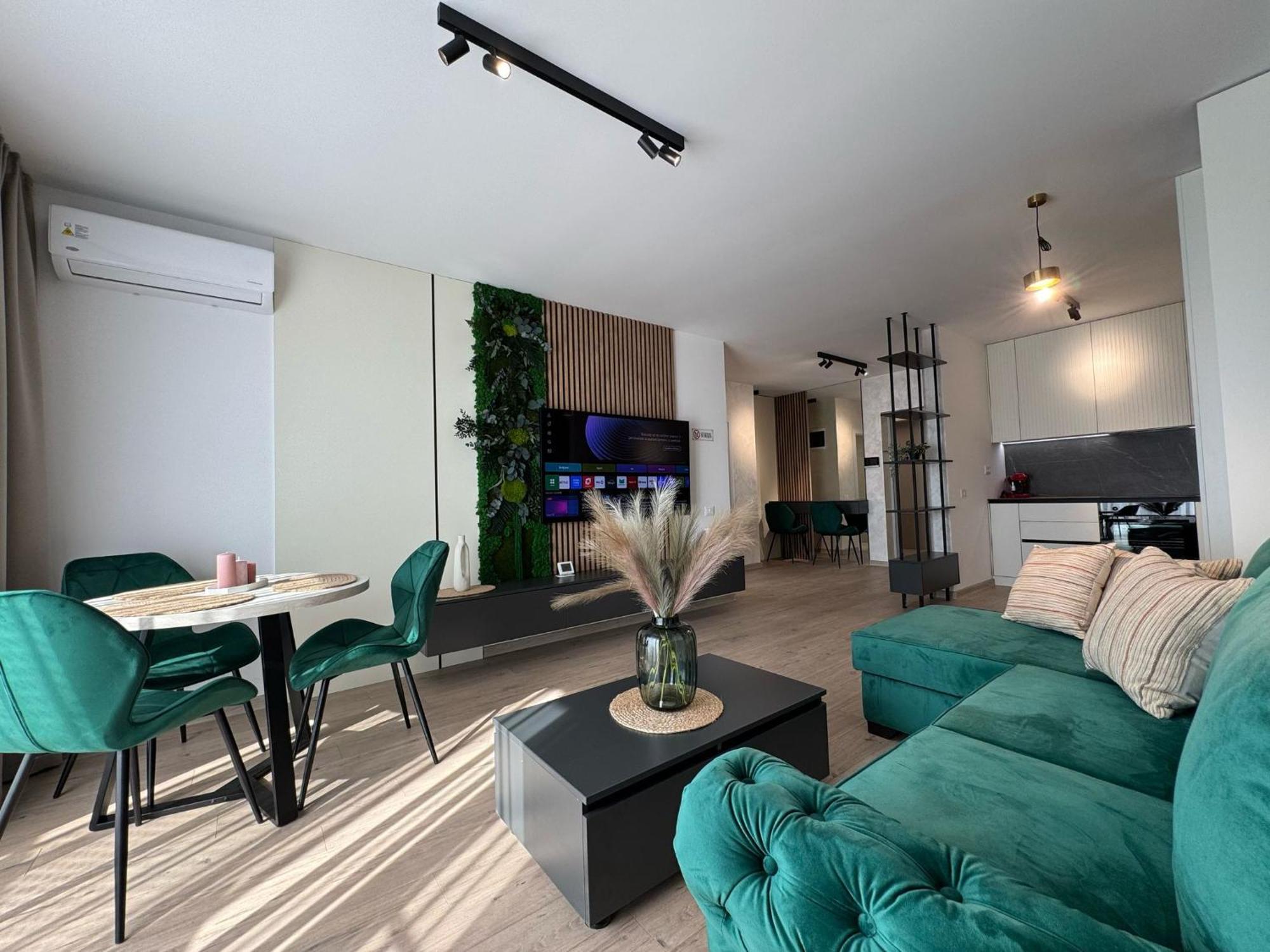 Apartment Luxury Avanera Towers Parking Included