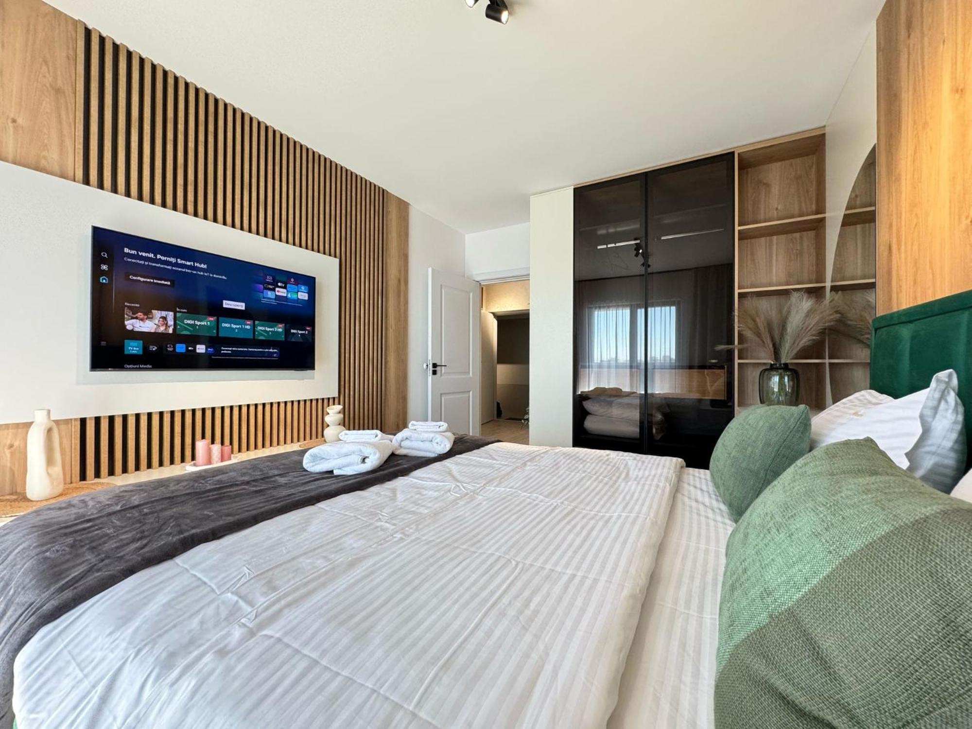 Luxury Avanera Towers Parking Included Apartment Suceava